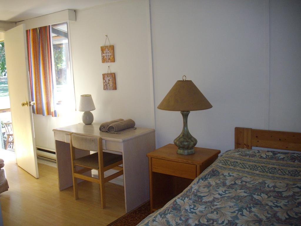 Lake Trail Guesthouse Cumberland Phòng bức ảnh